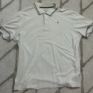 Champion White Polo - Condition: 8/10 Size: XXL (it’s not perfectly white)