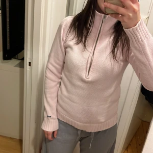 Tröja  - Ljusrosa tröja från Boomerang.  Strl S  