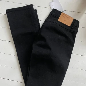 Filippa K jeans  - Filippa K lace front jeans. Nya med lappar kvar 