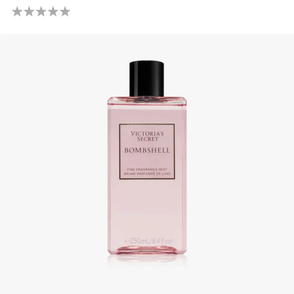 Säljer min vs bombshell body mist, nästan aldrig använd. . Parfym.