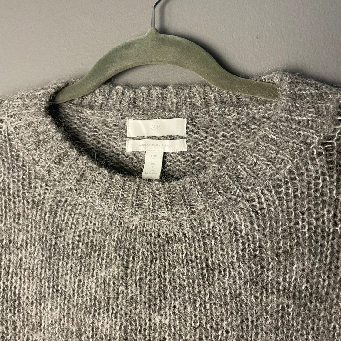 Stickad tröja  - 91