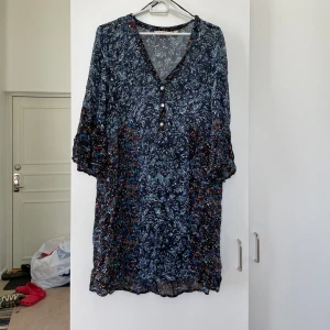 Klänning Indiska - Använd en gång Perfekt skick  