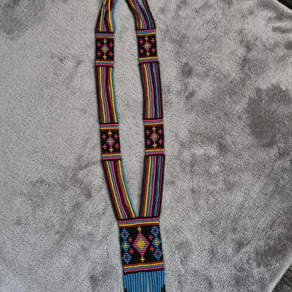 Halsband och armband  - 90