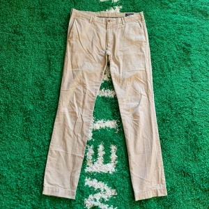 Ralph Lauren polo chinos - Sköna chinos från Ralph Lauren polo. Uppskattat skick 9/10. Skicka ett meddelande innan köp!