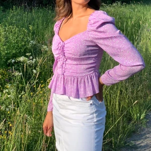 Sommrig top - Gullig top, använd fåtal gånger. 