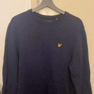 Lylescott tröja - Super fin