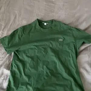 Snygg Lacoste T-shirt 