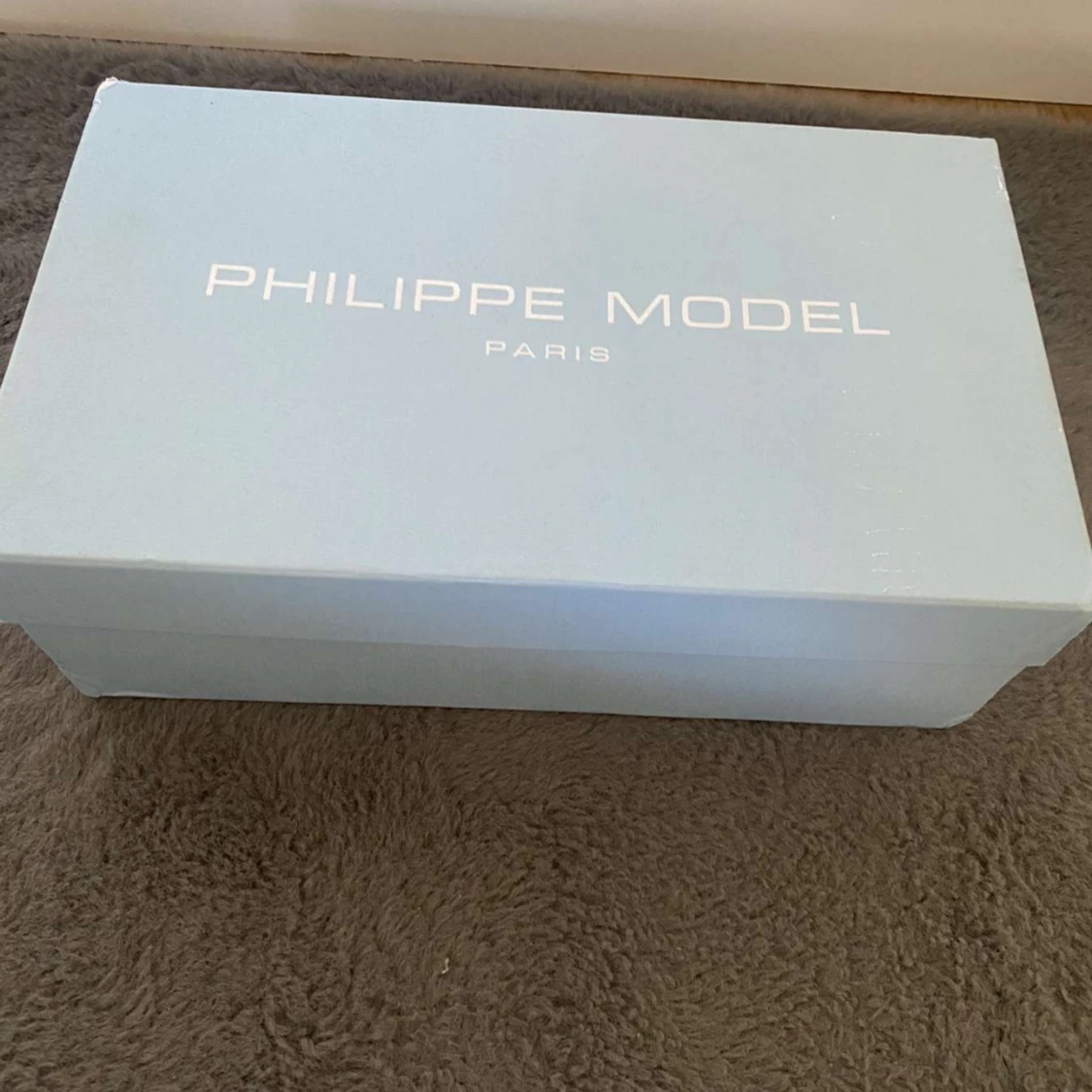 Philippe models - 90