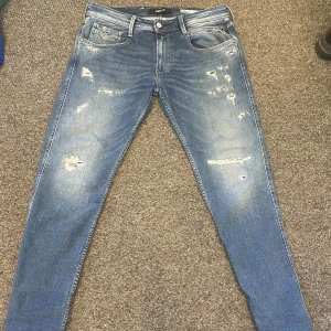 Replay anbass slim fit - 34/32 slim fit inte använda så mycket inget sönder, möts i/ runt stockholm