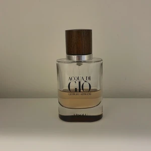 Acqua di gio armani  - Parfym. Säljer det som är kvar 