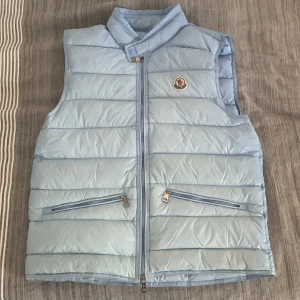 Moncler Gui Gilet - Moncler gui gilet size s, very good contidion, light blue.