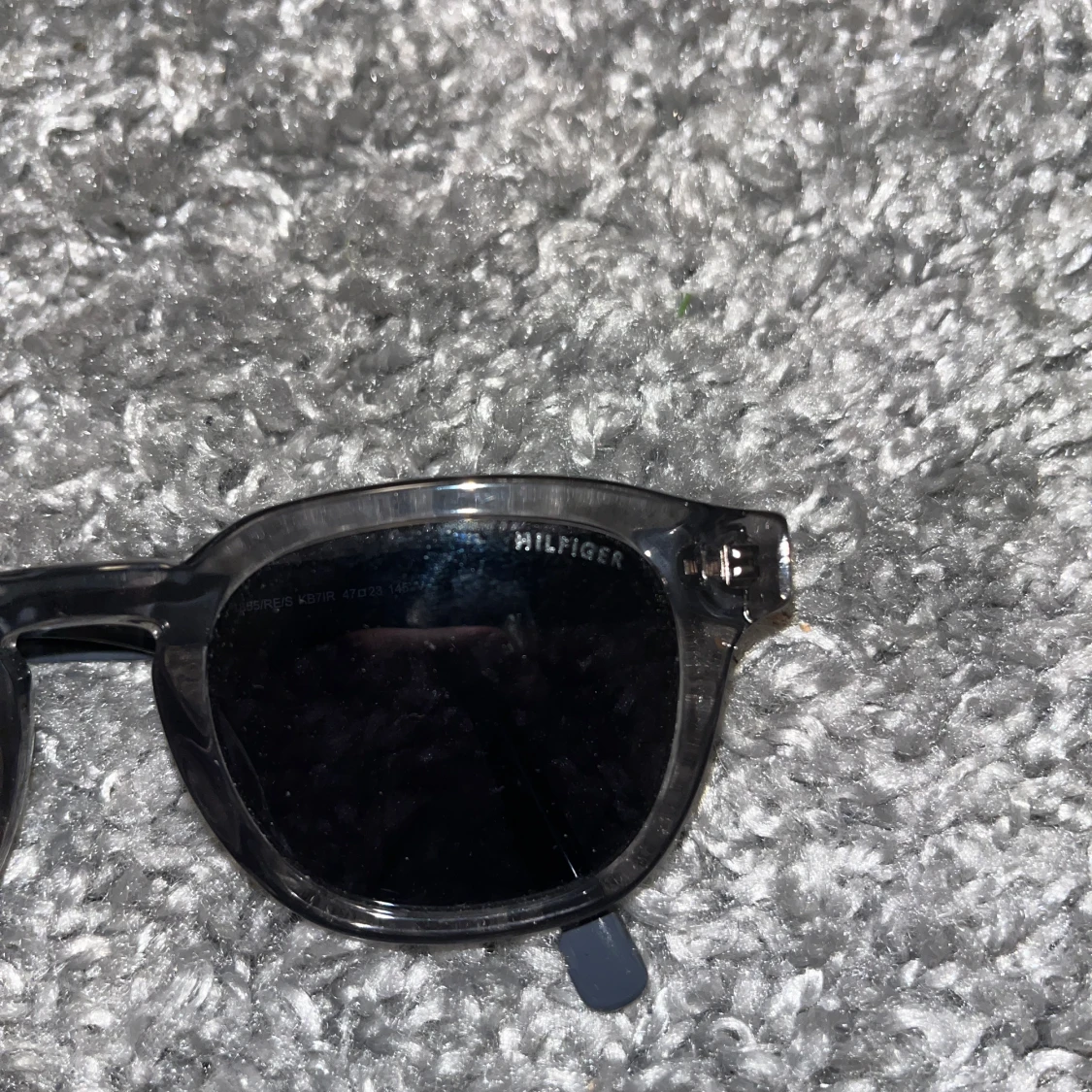 Tommy Hillfiger solglasögon - 1