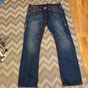 True religion jeans - True religion jeans stl 36 Skriv för frågor elr bilder  pris kan diskuteras