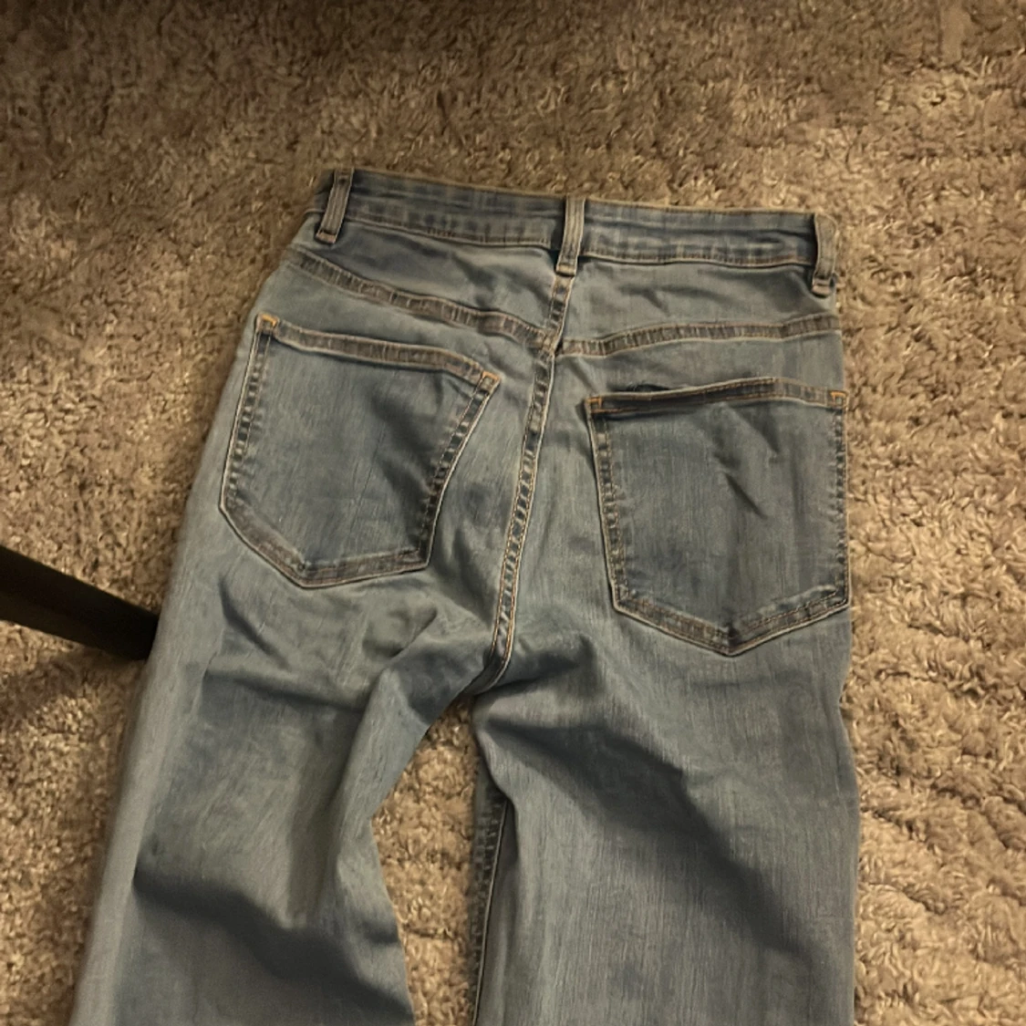 Högmidjade blåa jeans - 90