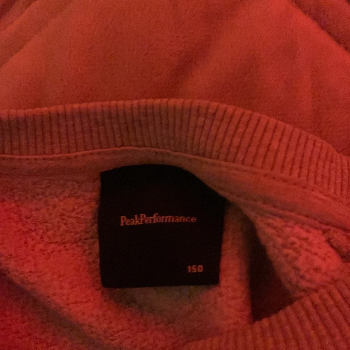 Fin Peakperformance tjock tröja.  - 91