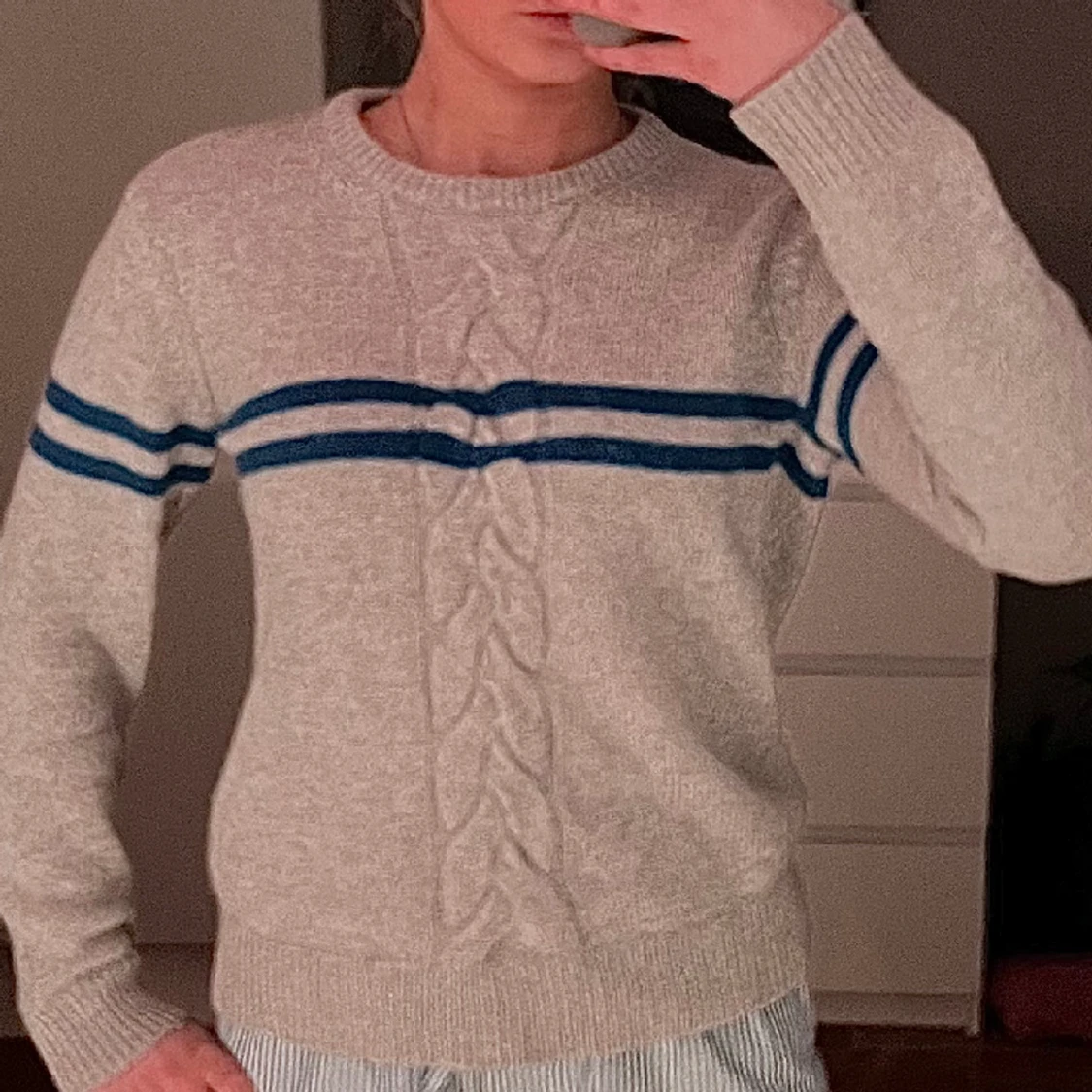 Stickad tröja - 91
