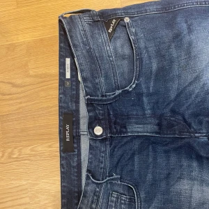 Replay jeans - Riktigt snygga Replay jeans i riktigt bra skick🤝