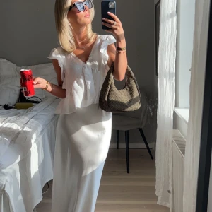 Topp - Så fin sommartopp från Zara, Stl S😍