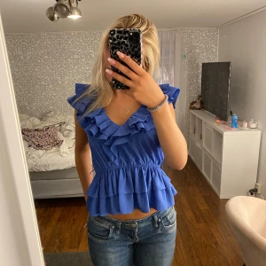 Volangblus - Intressekoll på denna superfina blus från hm💕