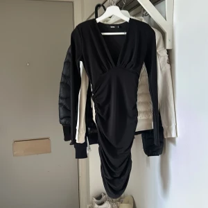 Bikbok klänning  - Använd en gång, den är som ny  Tryck gärna på köp nu❤️