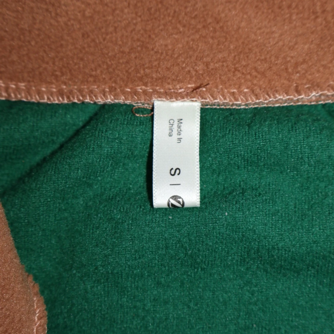 Colorblock Bear Embroidered Quarter Zip Fuzzy Polar Fleece Sweatshirt - 91