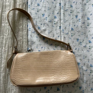 Beige hansväska  - Beige handväska 