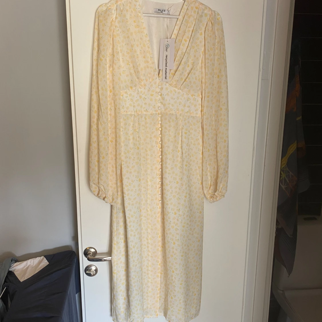 Gul klänning NAKD - 90