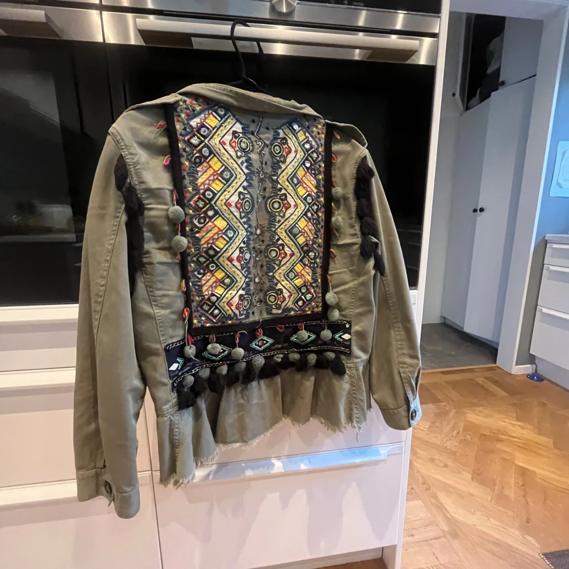 Säljer denna zara jacka 