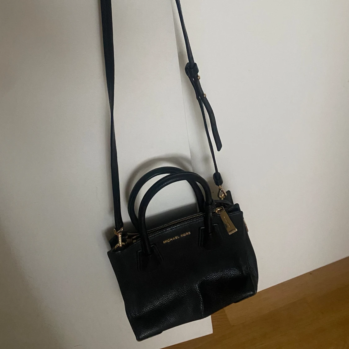 Michael Kors väska  - 90