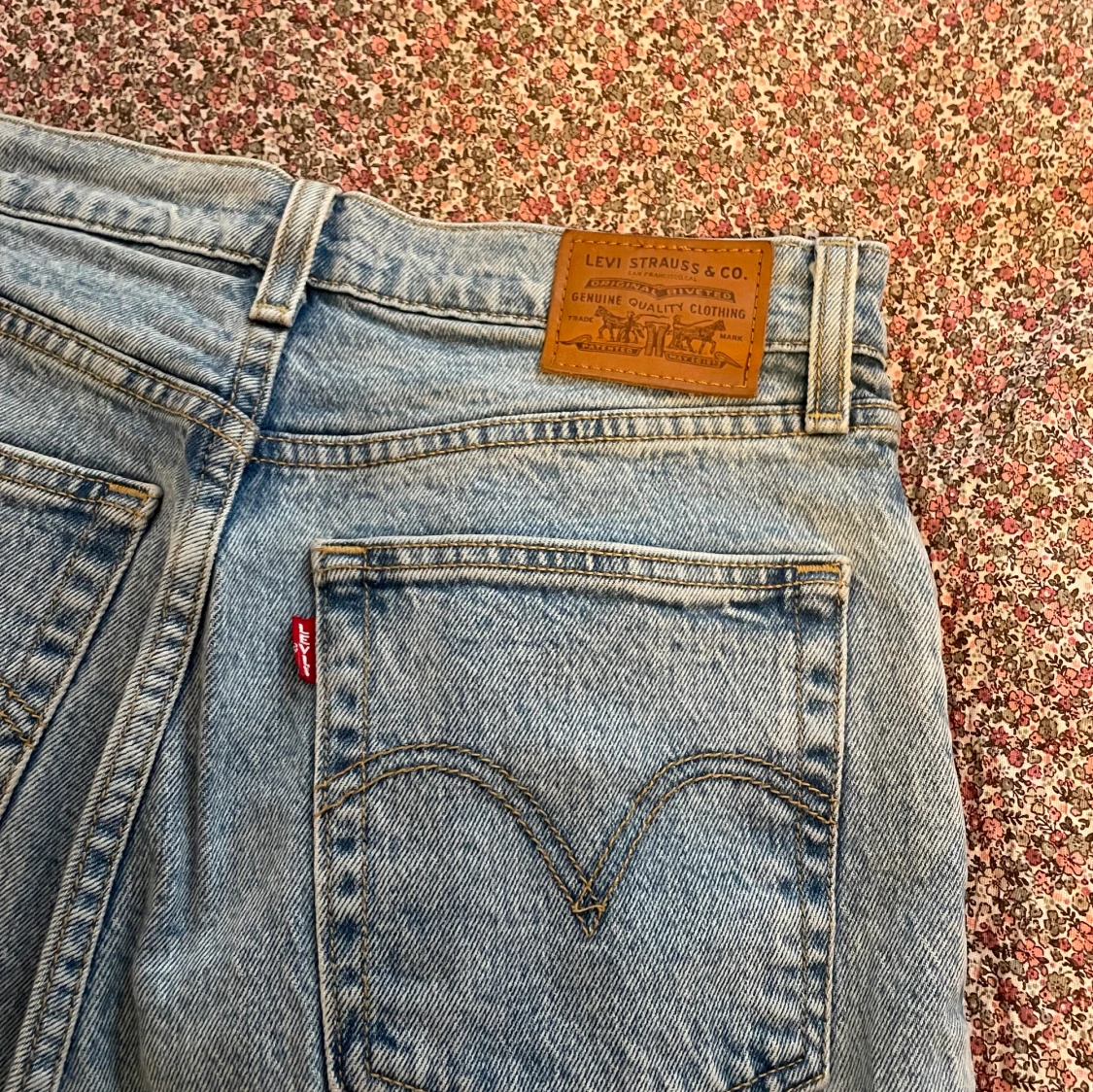 Levis jeans  - 90