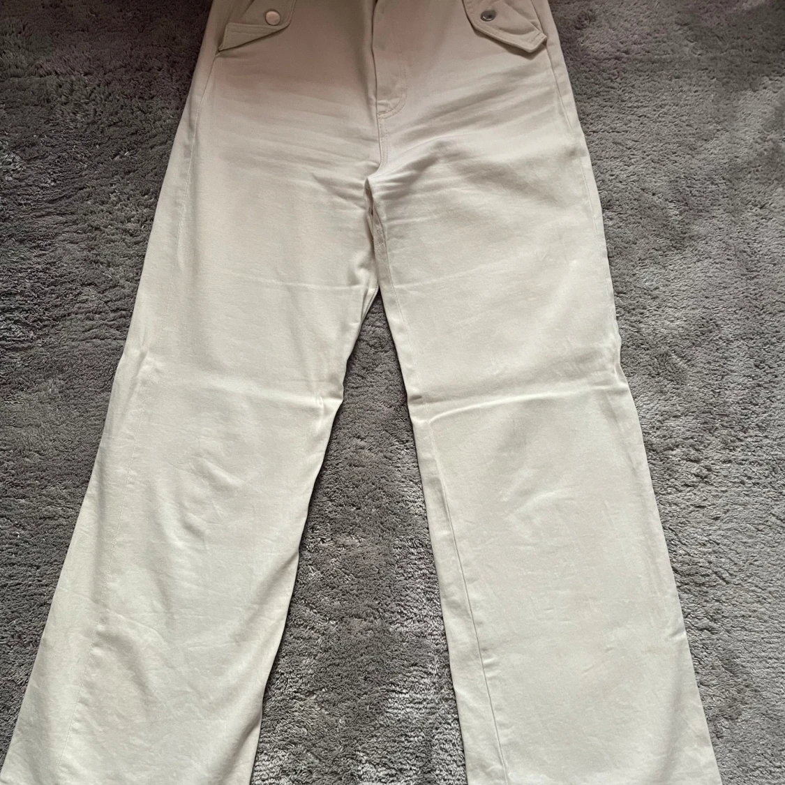 Ljusbeiga jeans  - 90