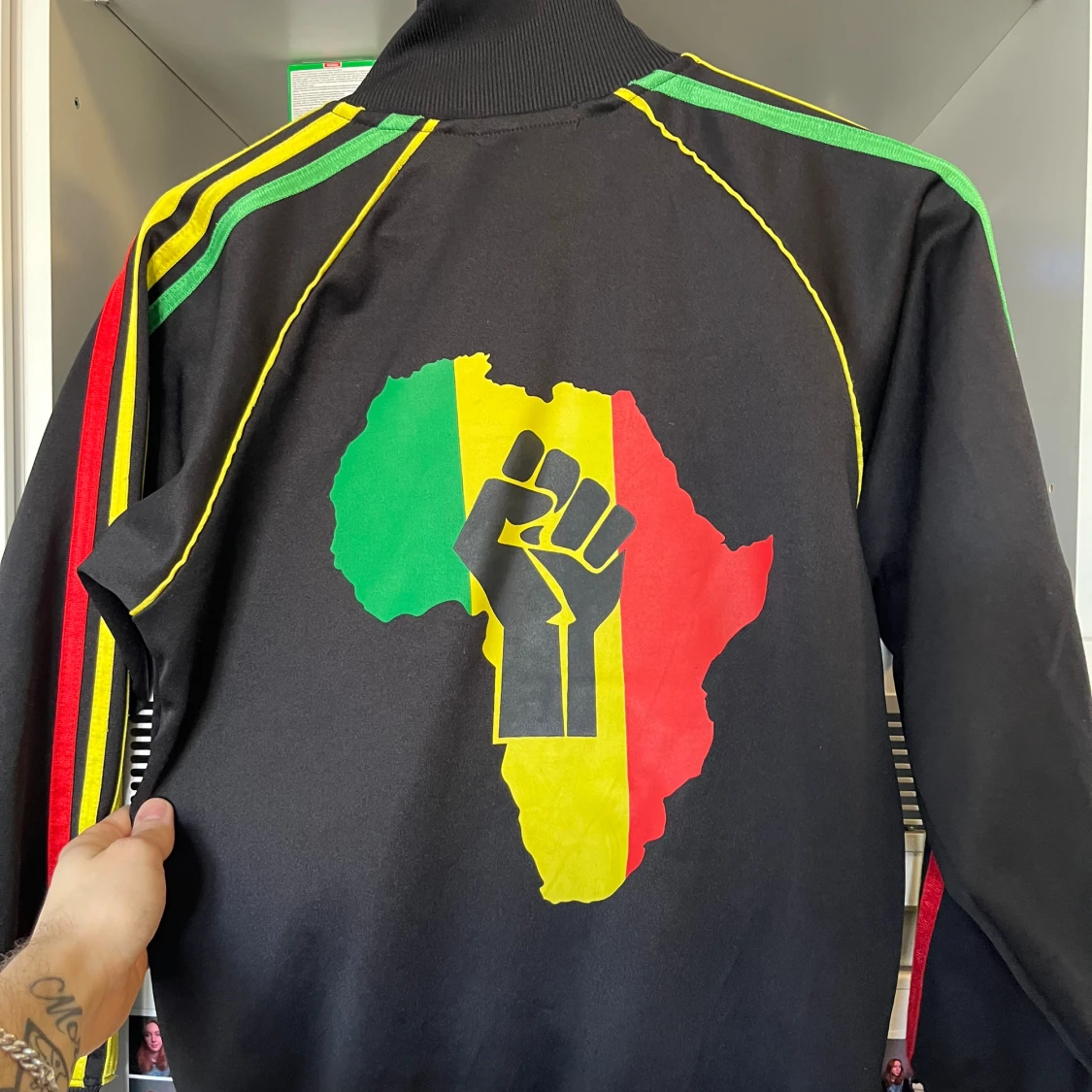 AFRIKAAAAAA ZIP - 90