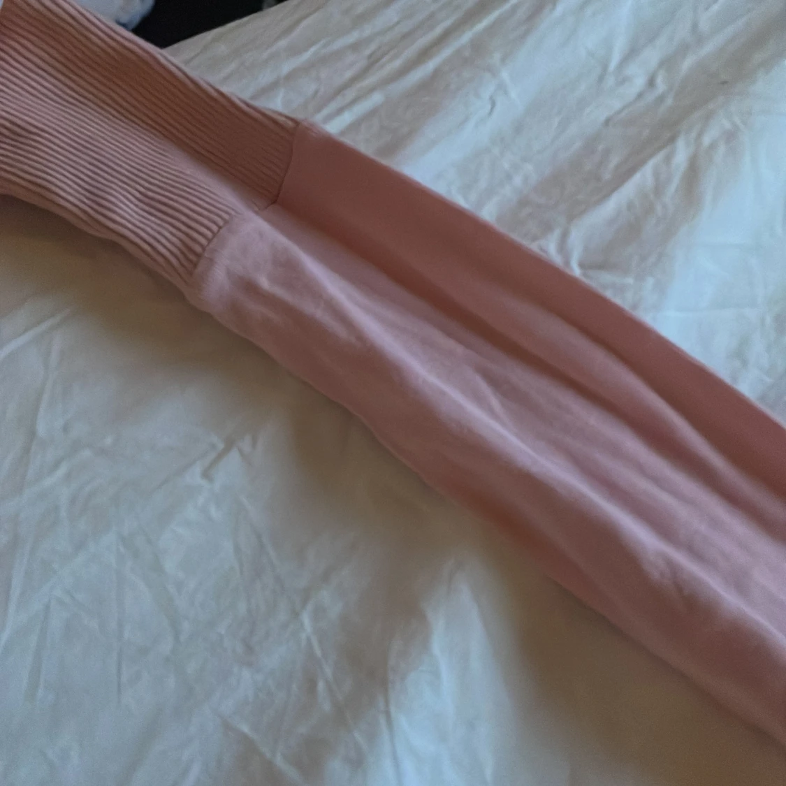 Rosa tröja från hm - 91