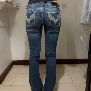 Jeans - Säljer dessa jeans, modellen är 178💛