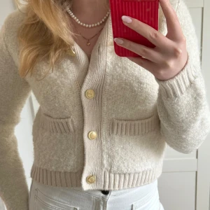 Oanvänd kofta från zara - Lapparna är kvar, aldrig använd, bara testad