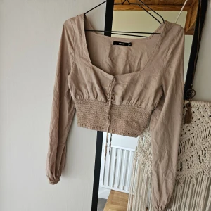 Magtröja - Magtröja. Hel och fin. 