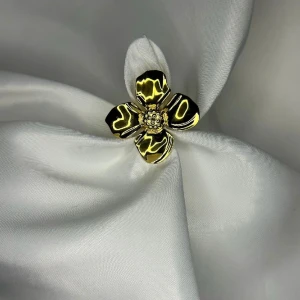 Blom ring  - Blom ring 