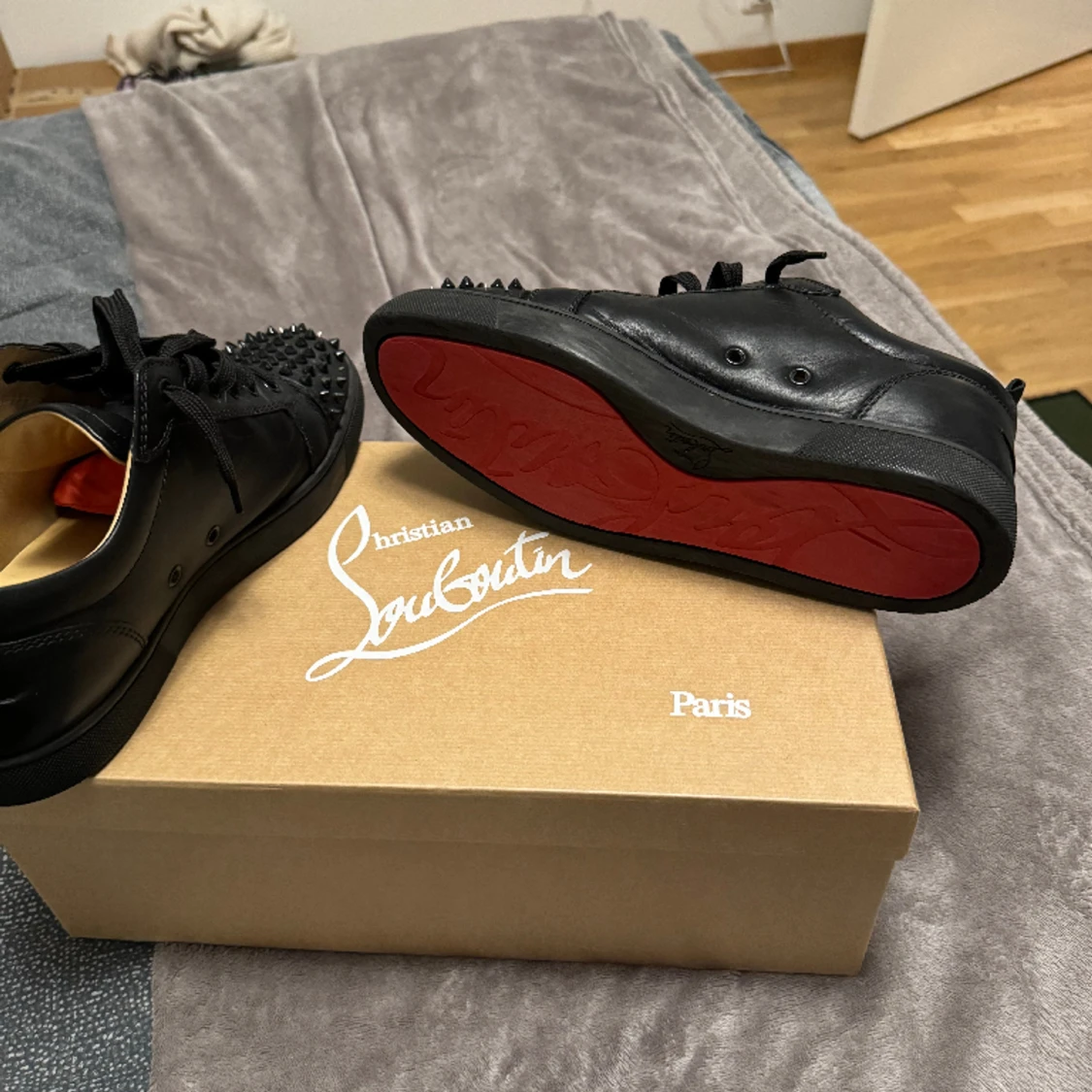 Christian Louboutin  - 90