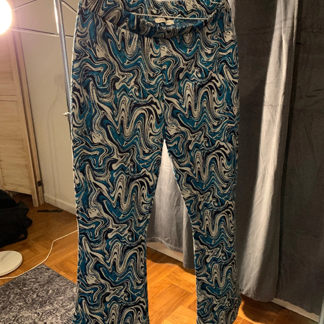 Byxa och Tröja flared 80s - 90