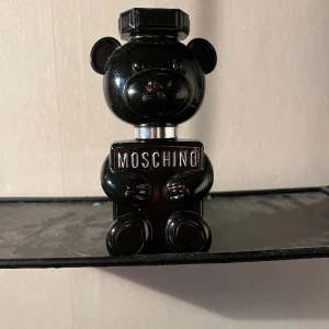 Moschino toy boy - Byte 