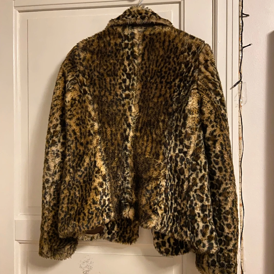 Leopard pälsjacka - 90