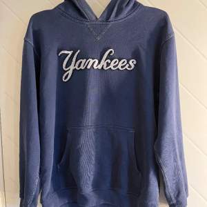 Yankees hoodie köpt secondhand💓💓