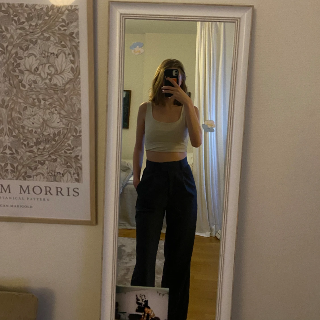 Superfina mörkblå kostymbyxor