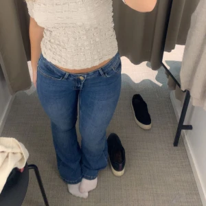 Jeans vero Moda  - Blåa jeans från vero Moda. Storleken är s/30. Jeansen är mycket använda men ftf i väldigt bra skick. Ny pris 550kr