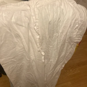 Linnebyxor  - Använda 1 gång för stora i min storlek i bra skick 
