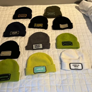 John hater - Helt nya Med tags