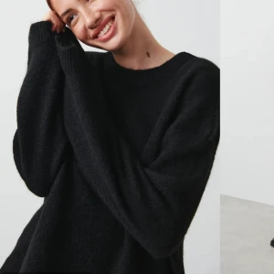 svart stickad tröja - super fin svartstickad tröja som inte kommer till användning. Super fin och inte alls nopprig!