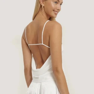 Fest topp - Jag har sytt in axelbanden, skriv för fler bilder💕använd en gång