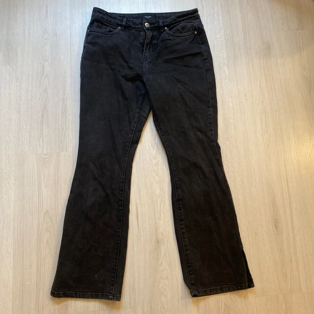 Svarta jeans från VERO MODA. Jeans & Byxor.