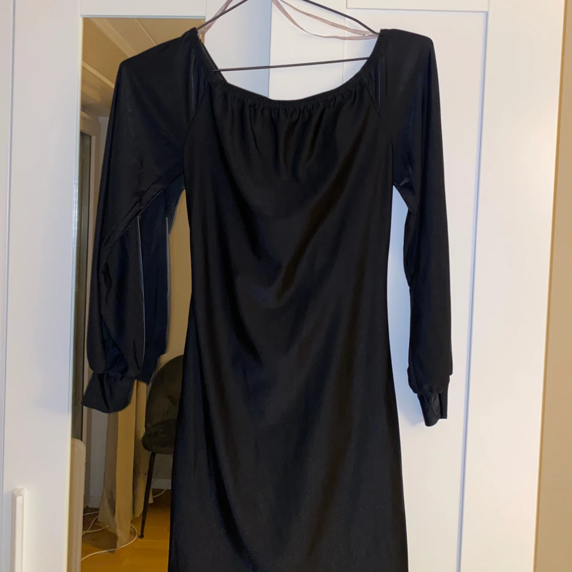 Svart klänning  - 91